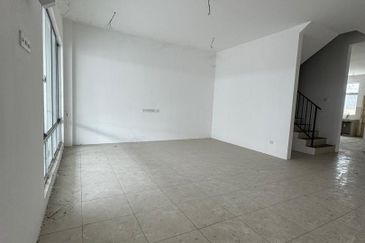 Perak batu gajah metro pengkalan double storey new house for sale