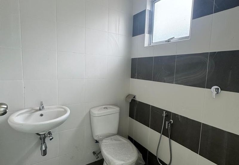 Perak batu gajah metro pengkalan double storey new house for sale