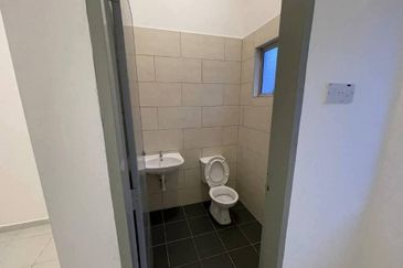 Ipoh meru tropika gated guarded double storey house for rent