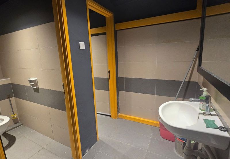 Ipoh town majestic fully furnished renovated bisnez office for sale