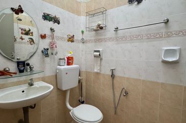 Ipoh menglembu bukit merah single storey house for sale