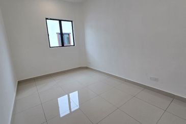 Ipoh klebang perdana facing field double storey new house for rent