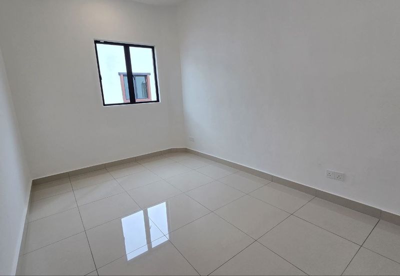 Ipoh klebang perdana facing field double storey new house for rent