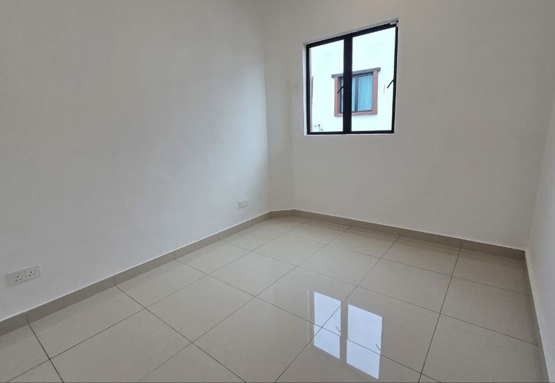 Ipoh klebang perdana facing field double storey new house for rent