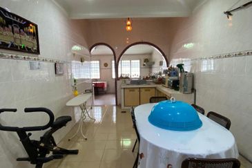 Ipoh gunung rapat taman rapat 2 storey house for sale