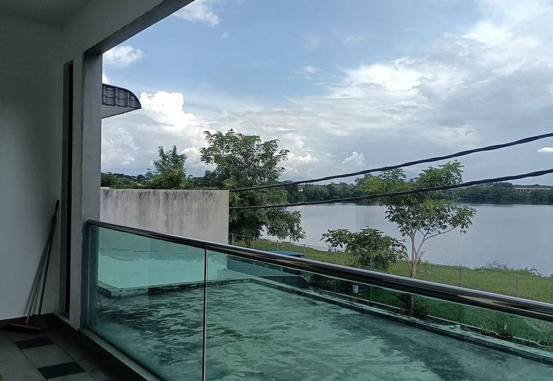 Ipoh menglembu bukit merah double storey corner house for rent