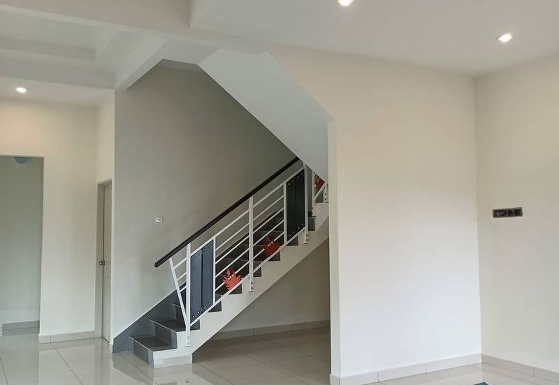 Ipoh menglembu bukit merah double storey corner house for rent