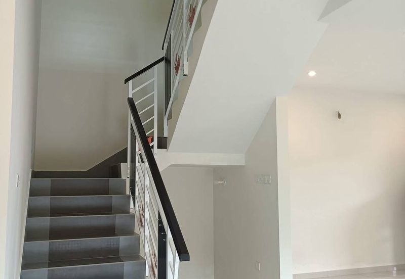 Ipoh menglembu bukit merah double storey corner house for rent