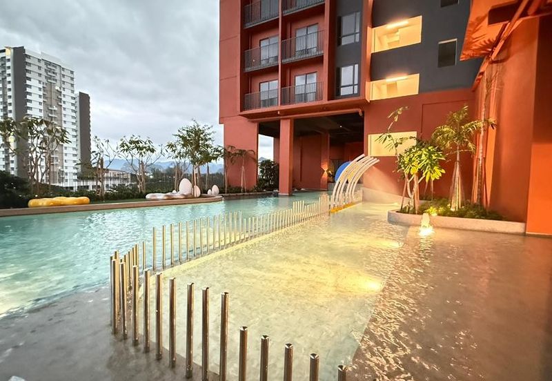 Piccadilly Service Residence @ Greentown