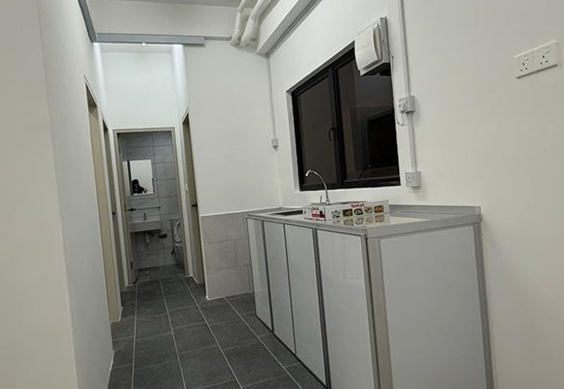 Piccadilly Service Residence @ Greentown