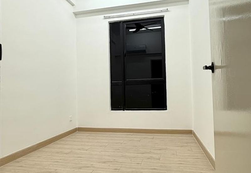 Piccadilly Service Residence @ Greentown