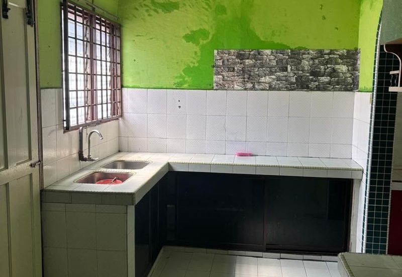 Ipoh menglembu taman wang single storey endlot house for sale