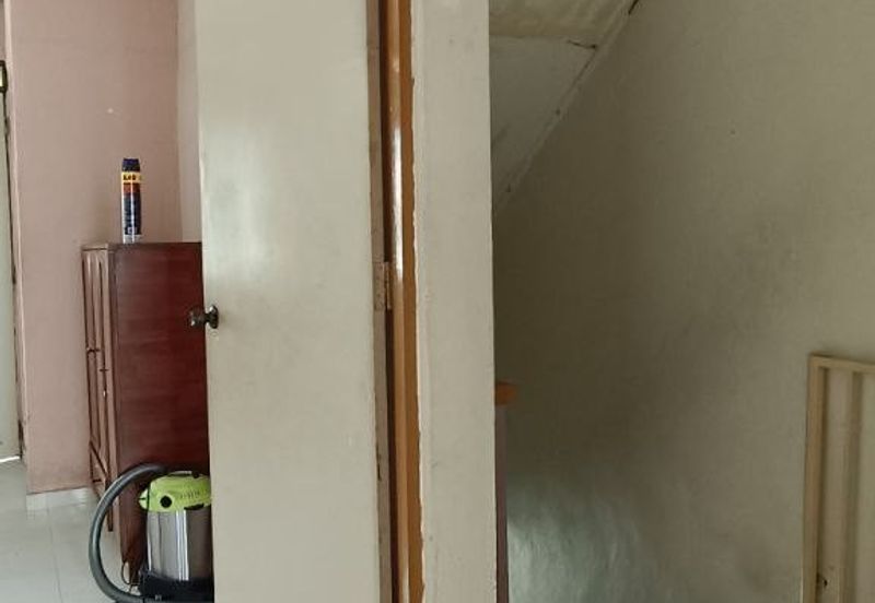 Ipoh menglembu taman arkid renovated double storey house for sale