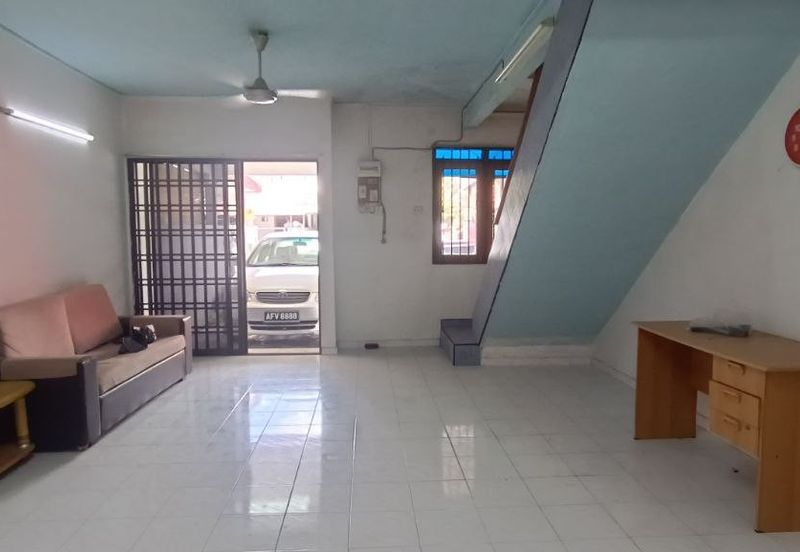 Ipoh menglembu taman arkid renovated double storey house for sale