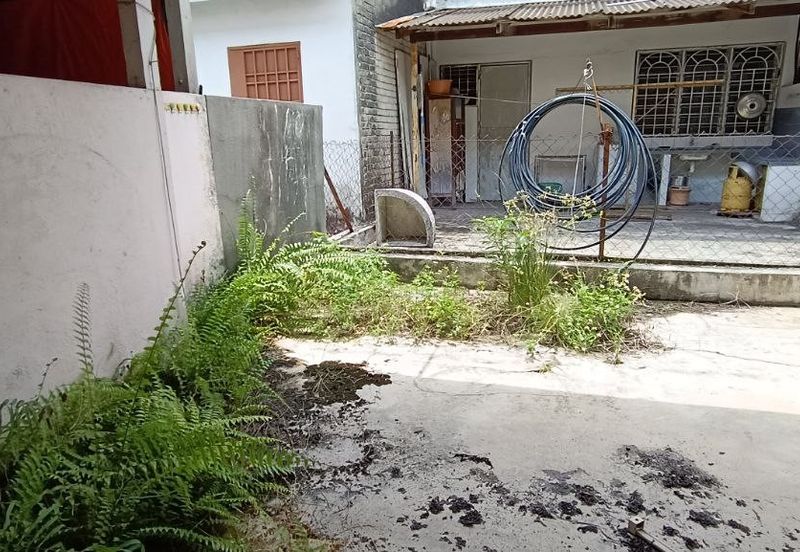 Ipoh menglembu taman arkid renovated double storey house for sale