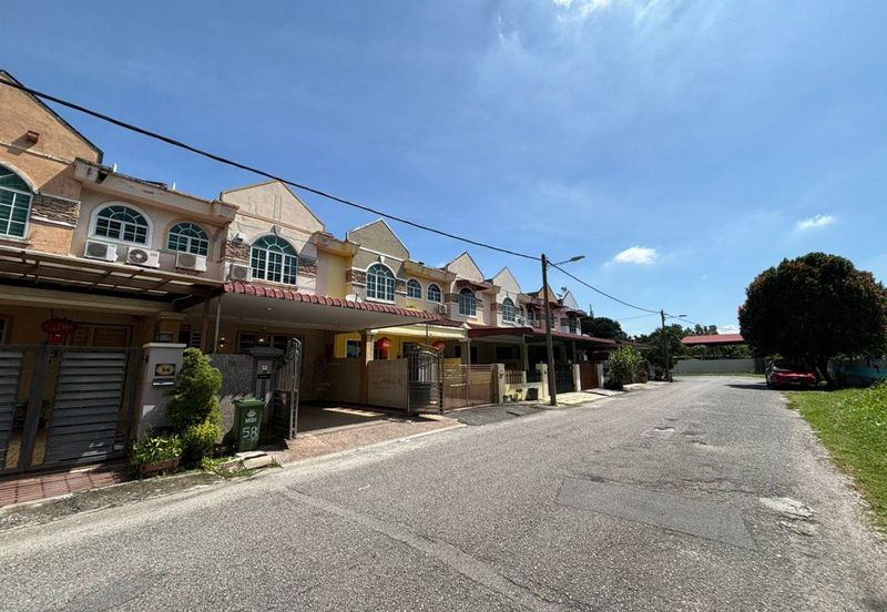 Ipoh menglembu renovated extended fully furnished double storey house for sale