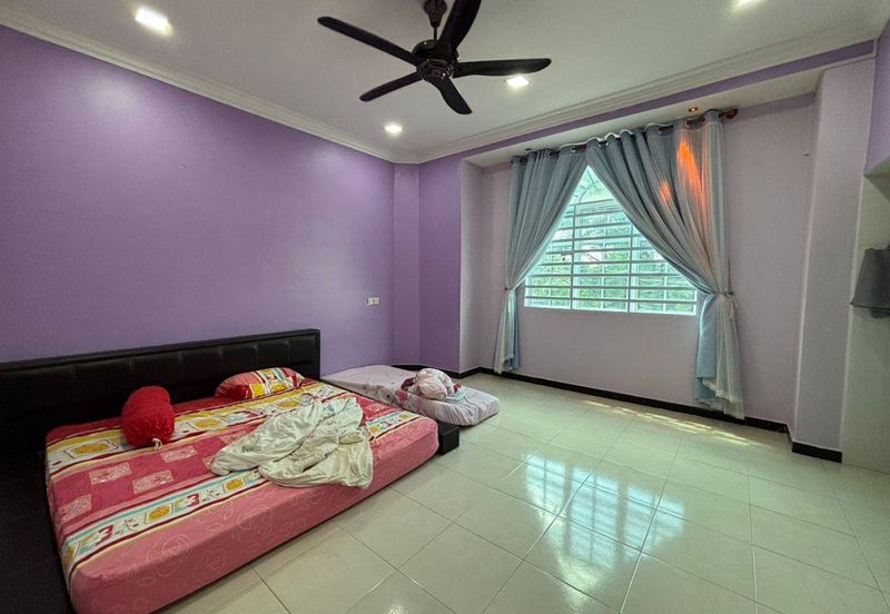 Ipoh menglembu renovated extended fully furnished double storey house for sale