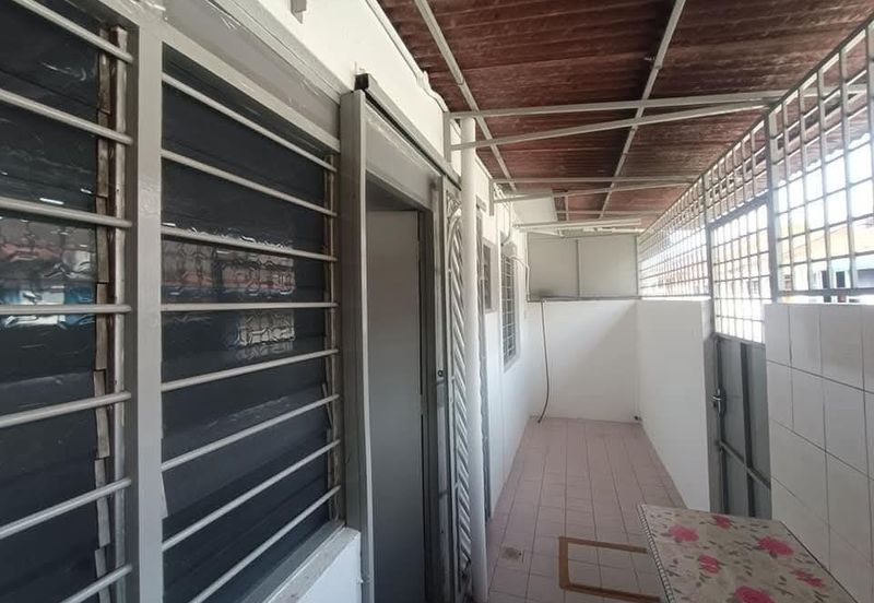Ipoh gunung rapat renovated extended single storey house for sale