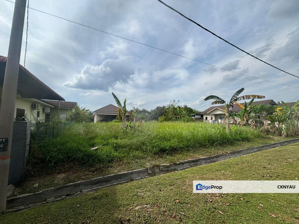 Perak batu gajah siputeh residential bungalow land 2 lots for sale, Perak, Ipoh