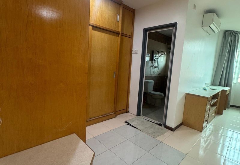 Ipoh tigerlane thompson pine renovated 3 storey house for sale