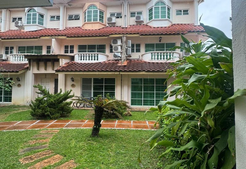 Ipoh tigerlane thompson pine renovated 3 storey house for sale