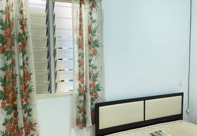 Ipoh tambun permai lake view fully furnished ground apartment for rent