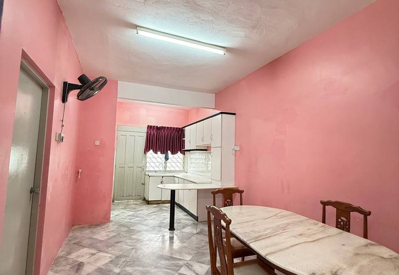 Ipoh gunung rapat renovated double storey house for rent