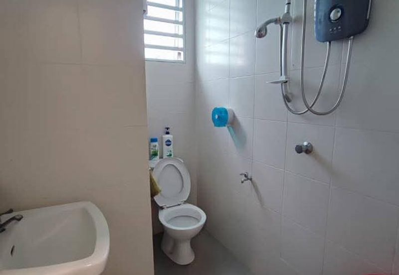 Ipoh bercham anjung megah fully furnished renovated 3 storey house for rent