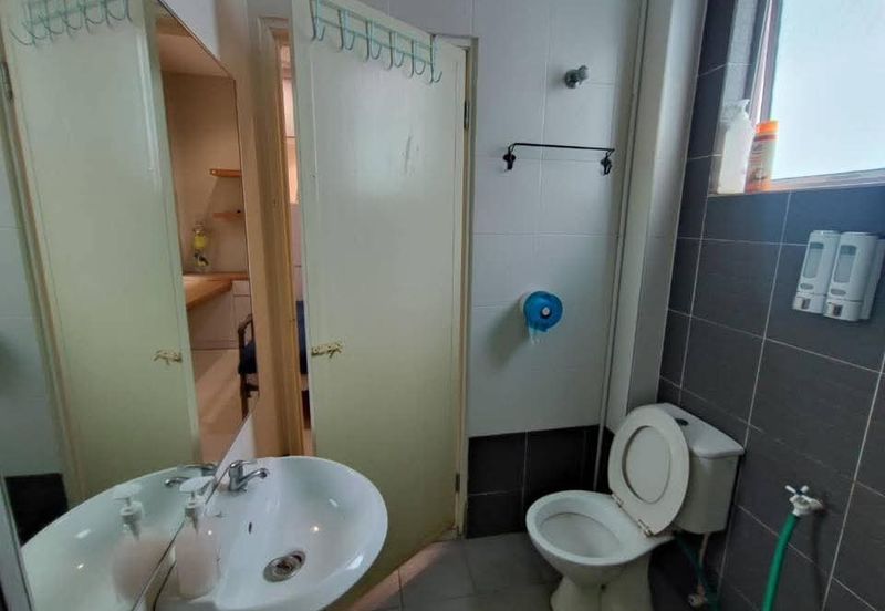 Ipoh bercham anjung megah fully furnished renovated 3 storey house for rent