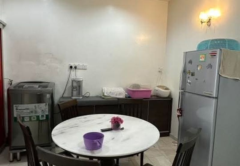 Ipoh botani palma partial furnished double storey house for rent