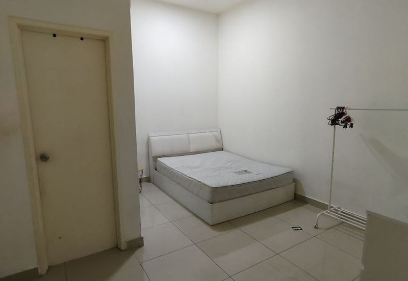 Ipoh klebang putra partial furnished facing field single storey house for rent