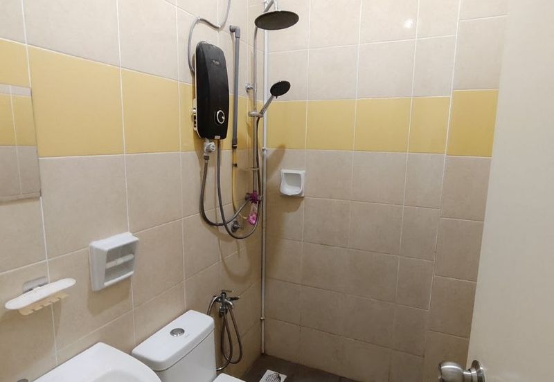 Ipoh klebang putra partial furnished facing field single storey house for rent