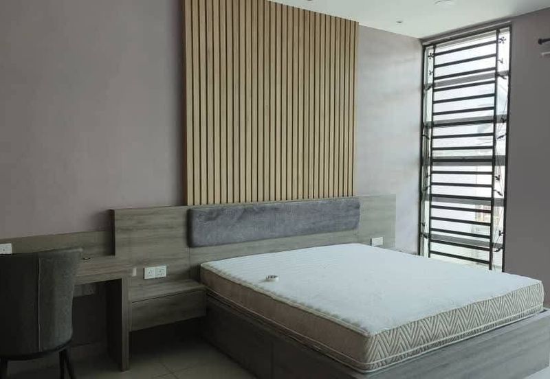 Ipoh meru perdana partial furnished 2 storey house for rent