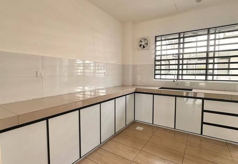 Ipoh klebang partial furnished renovated 2 storey house for rent