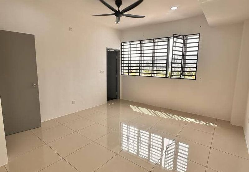 Ipoh klebang partial furnished renovated 2 storey house for rent