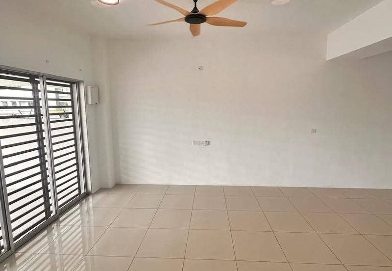Ipoh klebang partial furnished renovated 2 storey house for rent