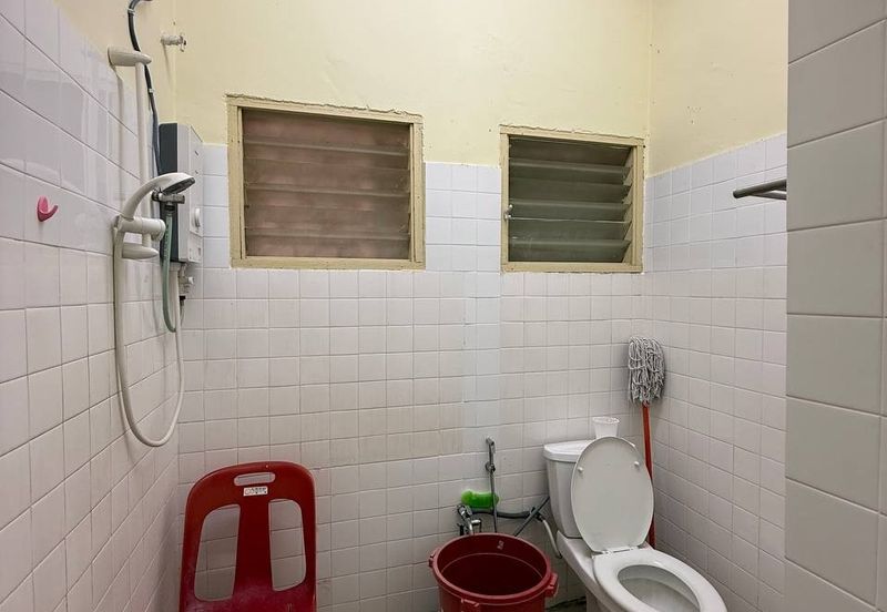 Ipoh bercham super big extended single storey house for sale