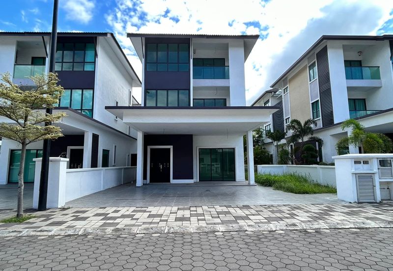 Ipoh botani the gulf super big 3 sty semi-d house for sale