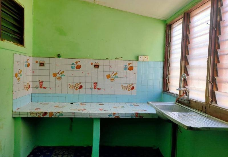 Ipoh silibin super long single storey house for sale