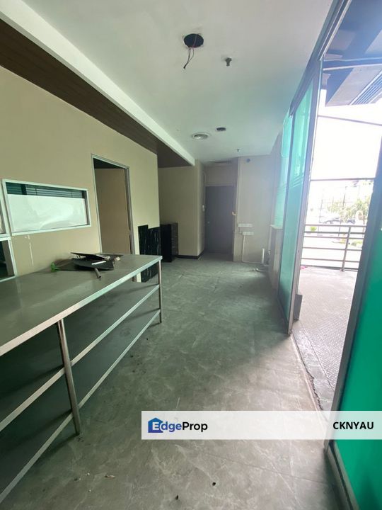 Ipoh greentown nice location hotel restaurant for rent, Perak, Ipoh