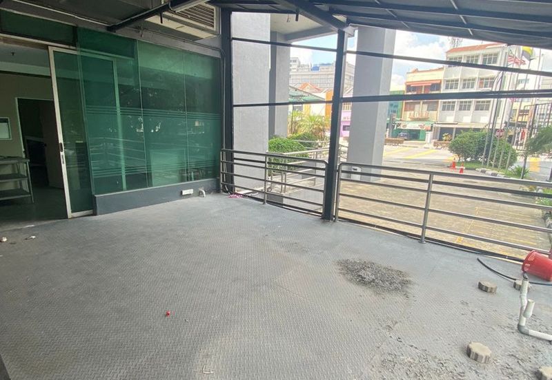 Ipoh greentown nice location hotel restaurant for rent