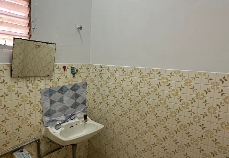 Ipoh tambun super big renovated extended single storey house for sale