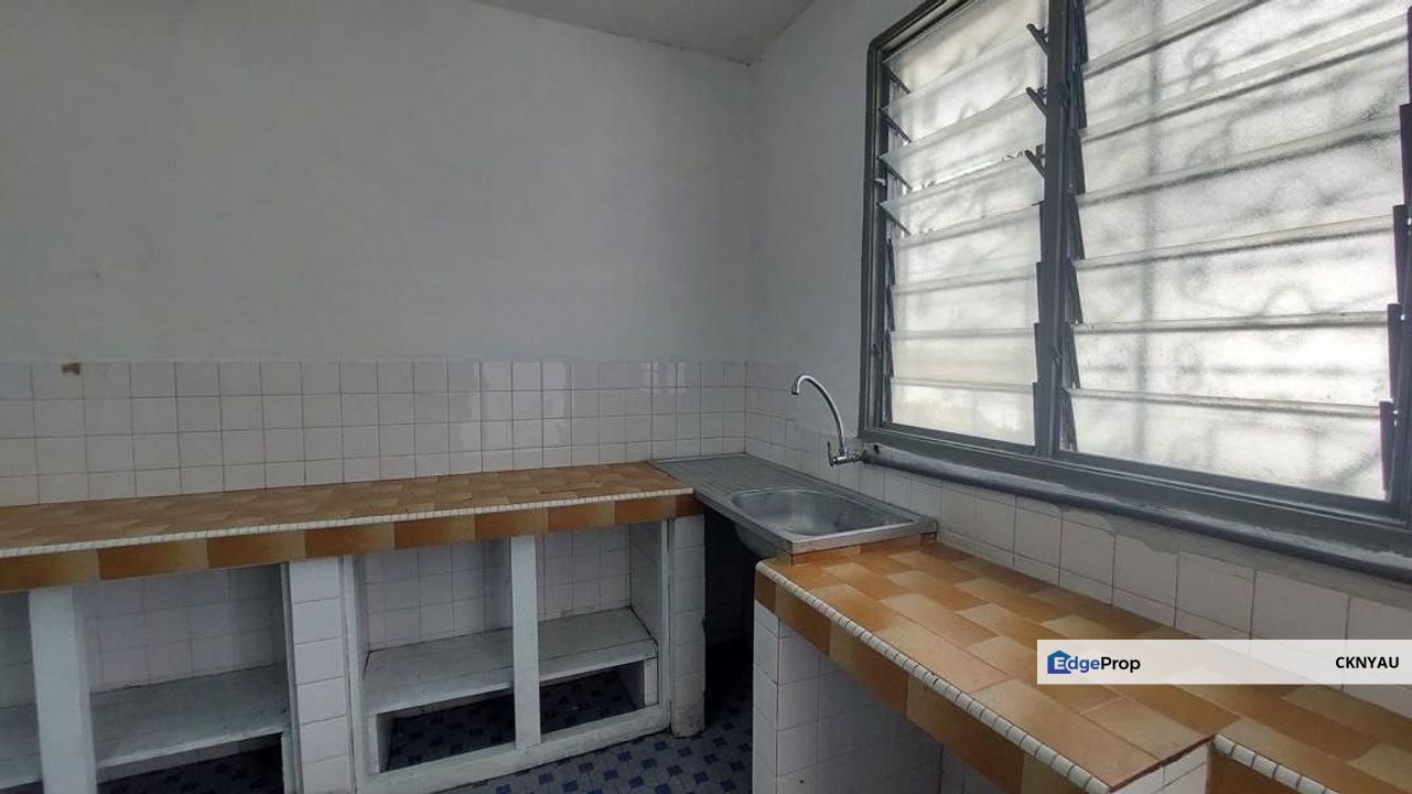 Ipoh taman cempaka renovated double storey house for rent, Perak, Ipoh