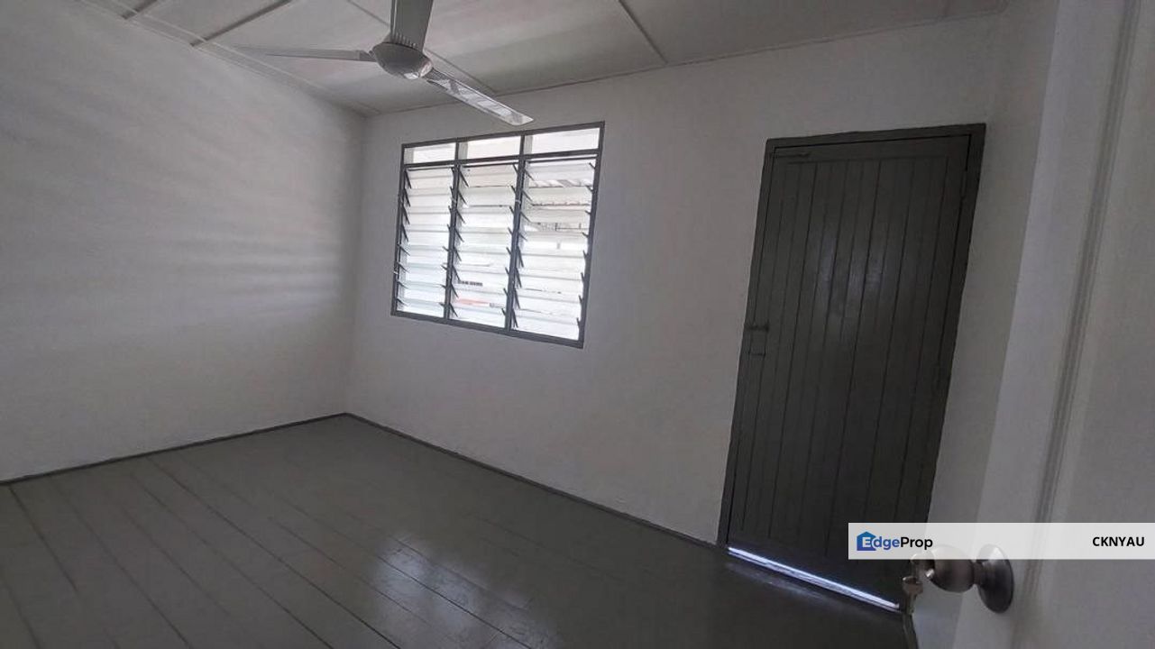 Ipoh taman cempaka renovated double storey house for rent, Perak, Ipoh