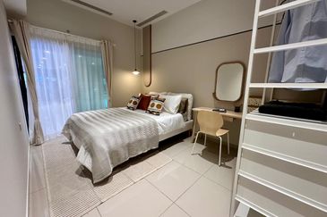 SEIRAS RESIDENCES, UTROPOLIS BATU KAWAN