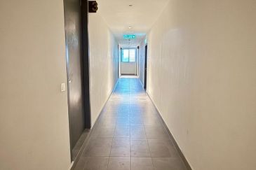 Semi-Furnished Unit @ Suasana @ Utropolis Batu Kawan