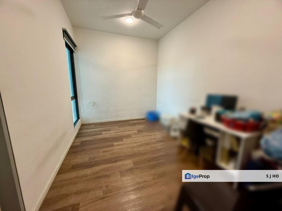 Semi-Furnished Unit @ Suasana @ Utropolis Batu Kawan, Penang, Batu Kawan