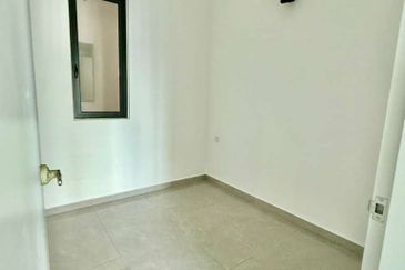 SAVANA @ UTROPOLIS Batu Kawan 4 Bedrooms Condo - NEWLY COMPLETED (CCC OBTAINED)