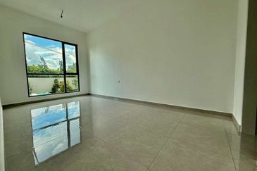 SAVANA @ UTROPOLIS Batu Kawan 4 Bedrooms Condo - NEWLY COMPLETED (CCC OBTAINED)