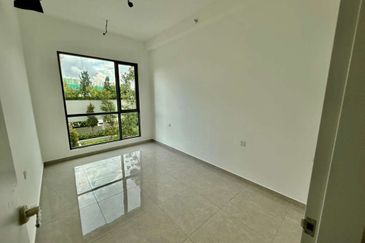 SAVANA @ UTROPOLIS BATU KAWAN - NEWLY COMPLETED PROPERTY - BKIP EMPLOYEE CORPORATE DEAL AVAILABLE!!